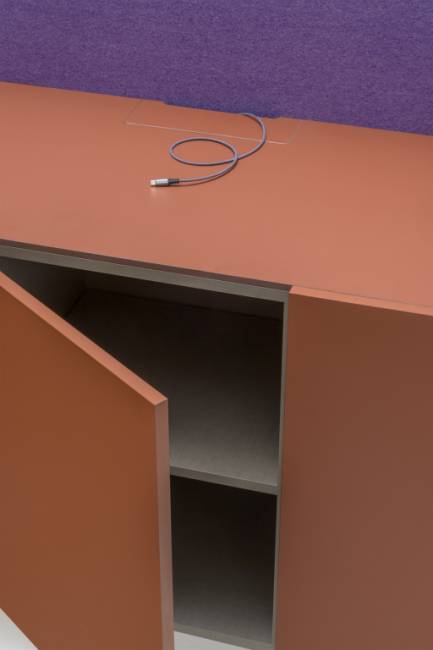 Комод с перегородкой Buddy Hub Sideboard 1575х615х1400 мм Комод с перегородкой Buddy Hub Sideboard 1575х615х1400 мм