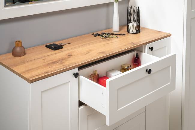 Большой комод две дверки четыре ящика с вешалкой с полкой и два шкаф-пенала Остин цвет белый шагрень/дуб крафт золотой