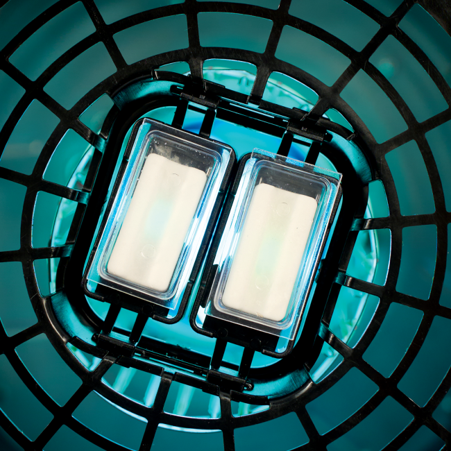 Электрический уничтожитель комаров и насекомых для улицы Black kill, EIK-2280 (Октенол в комплет не входит !!!) Электрический уничтожитель комаров и насекомых для улицы Black kill, EIK-2280 (Октенол в комплет не входит !!!)