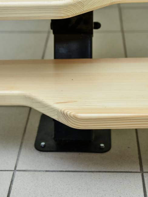 Лестница малогабаритная на монокосоуре «Гусиный шаг» 2600-2800 мм цвет серый