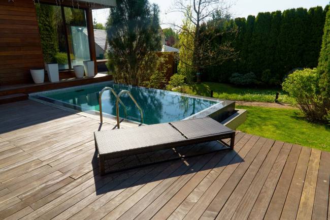 Шезлонг из искусственного ротанга "КИОТО", коричневый