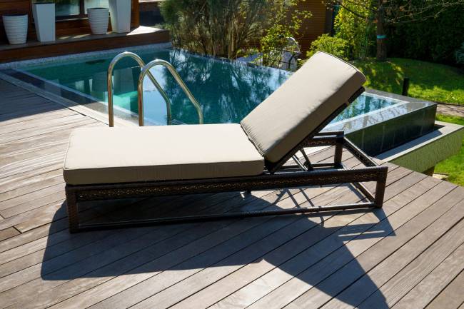 Шезлонг из искусственного ротанга "КИОТО", коричневый